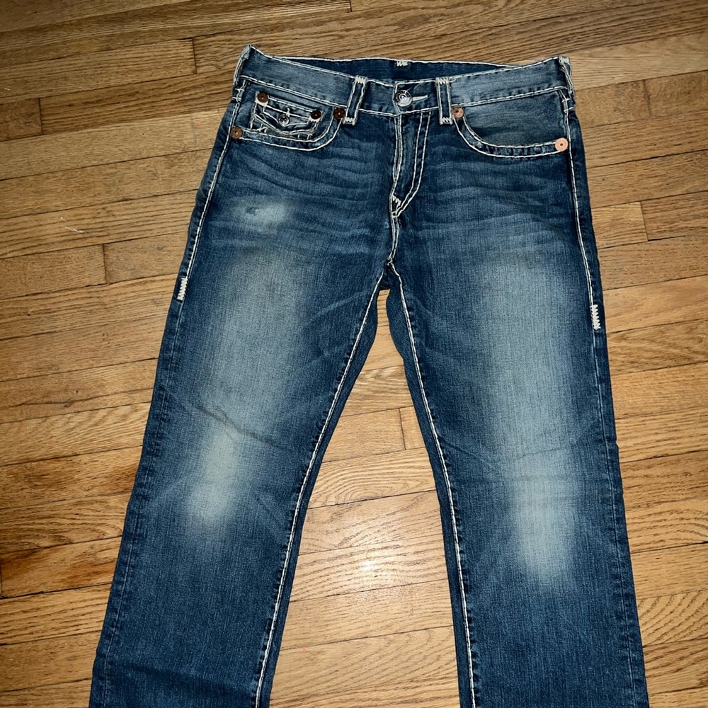 True Religion “Ricky” Relaxed Straight Leg. - Picture 2 of 3